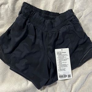 Lululemon hotty hot shorts